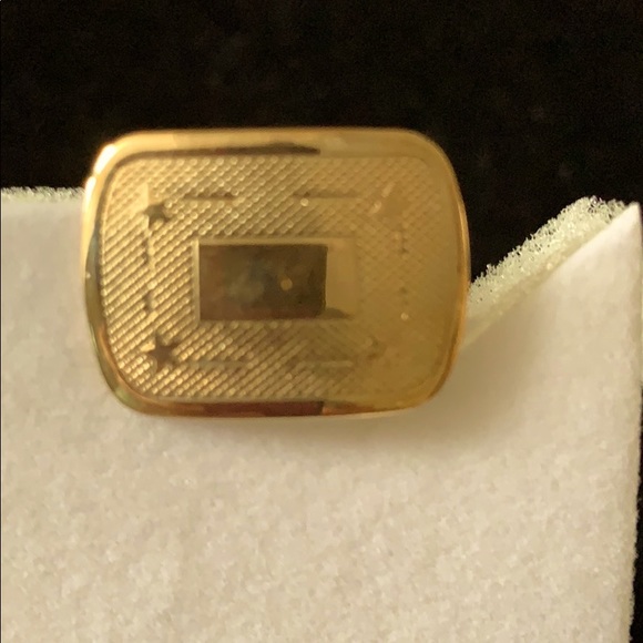 Cufflinks With Star Pattern & Space For Initials - Picture 3 of 9